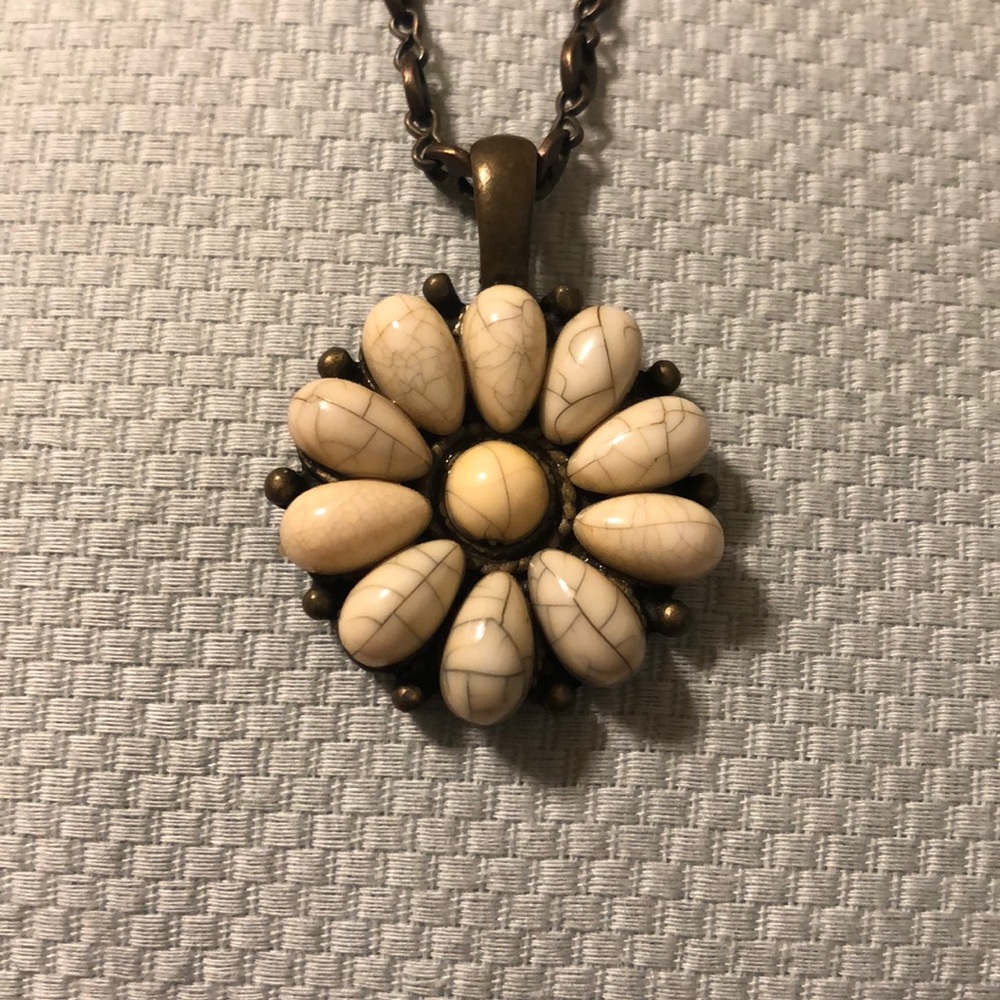 Pendant - Picture 2 of 2